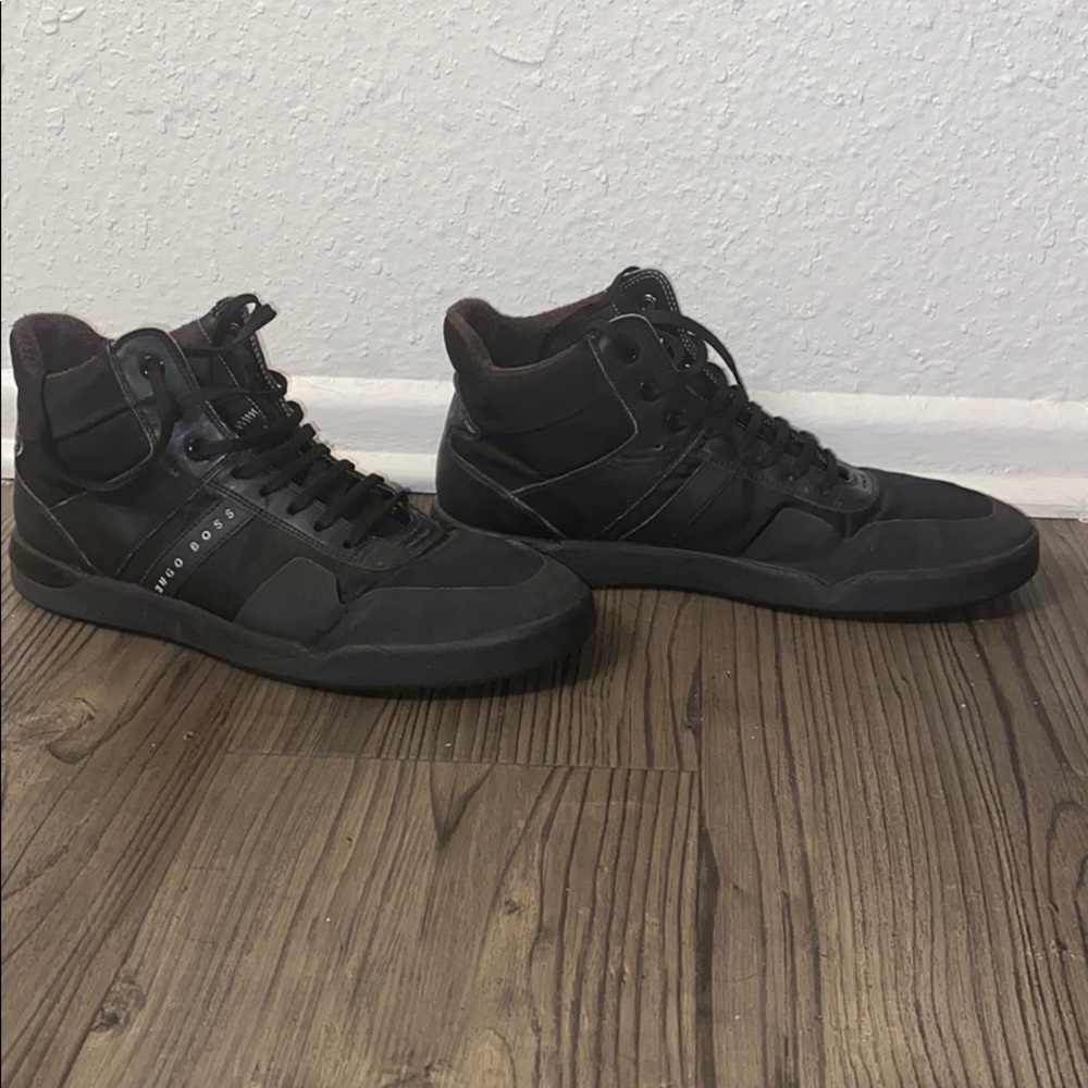 Hugo boss high sneakers !!